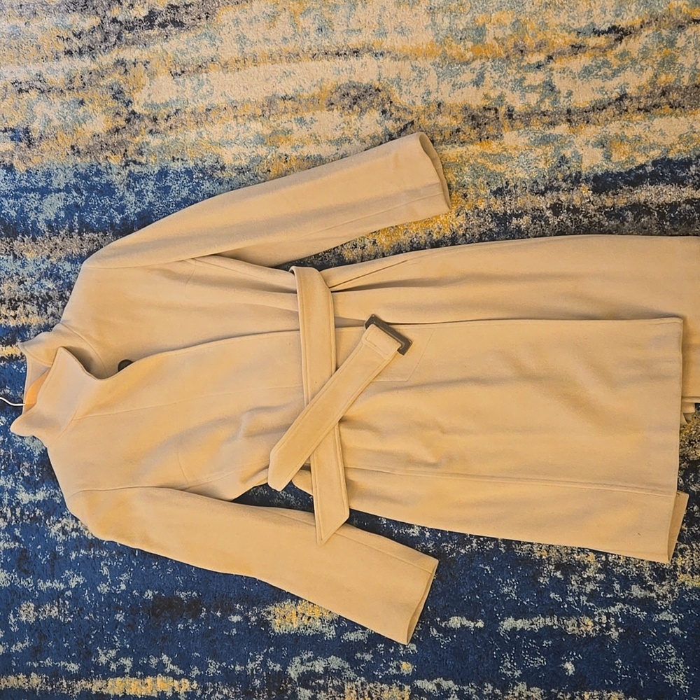 Moving Sale: Akris Punto Cream Trench Coat with Minimalist Design